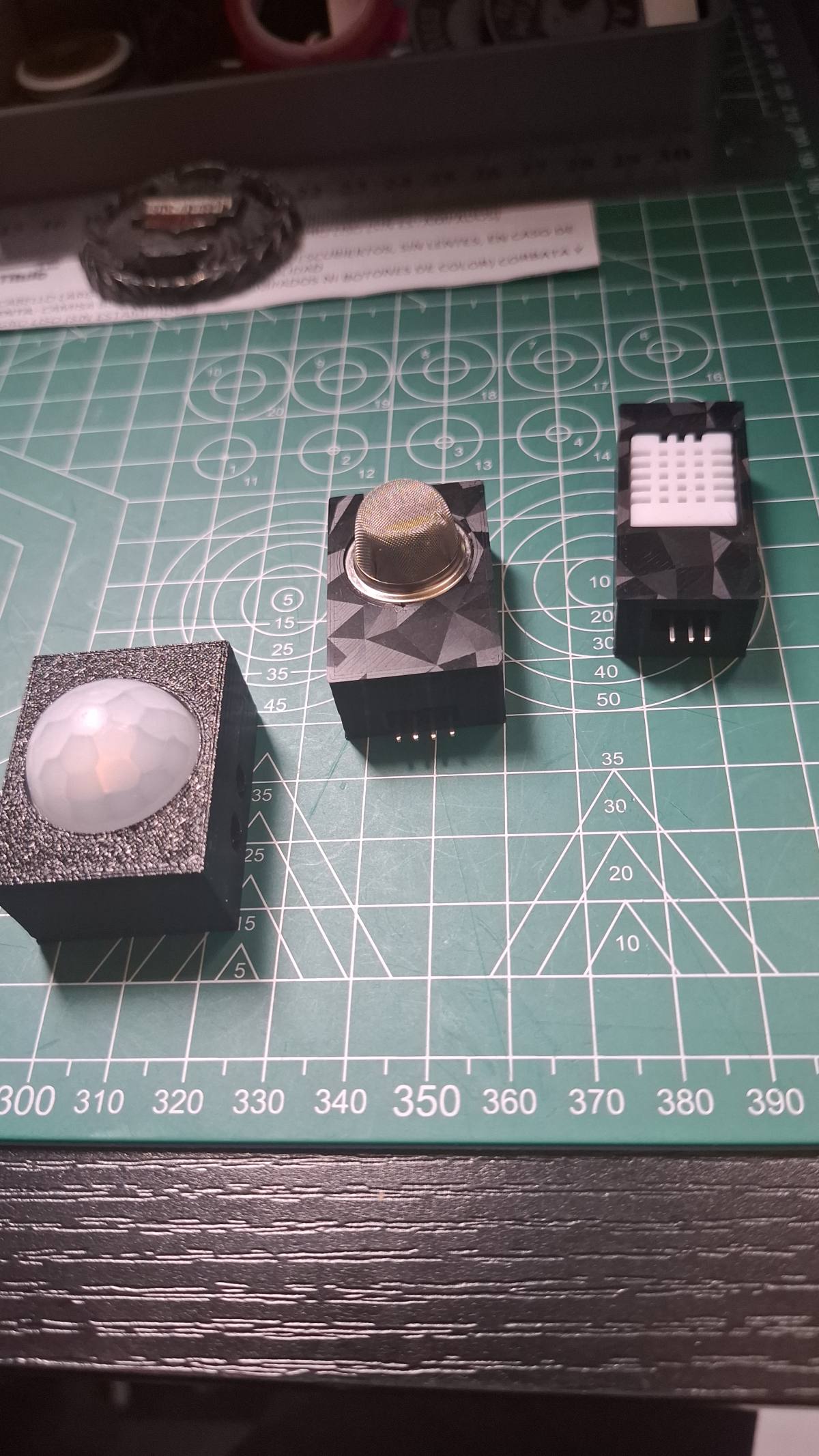 Diseño, modelado de carcasas para sensores de arduino.