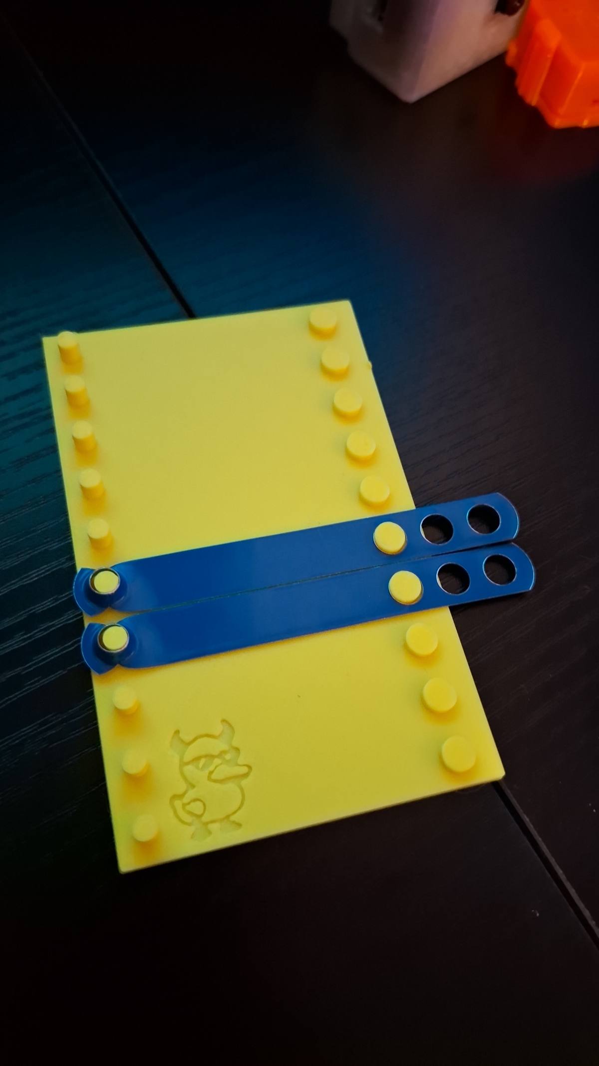 Diseño, modelado e impresion de placas para agilizar procesos industriales