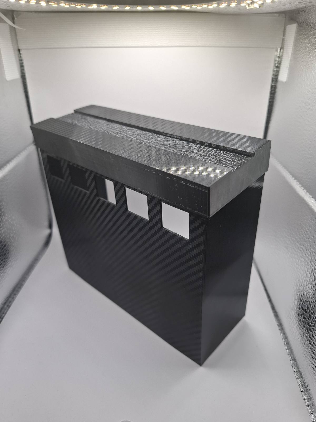 Diseño, modelado e impresión de caja para bateria de motocicleta